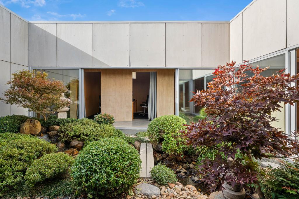 8 Cooinda Cl, Goulburn, NSW 2580