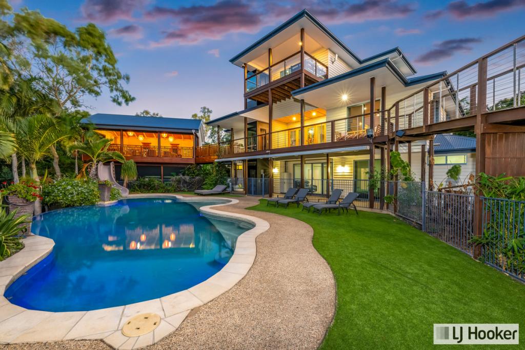 32 Heron Cl, Moore Park Beach, QLD 4670