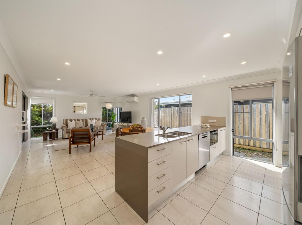13 Parkhaven St, Mango Hill, QLD 4509