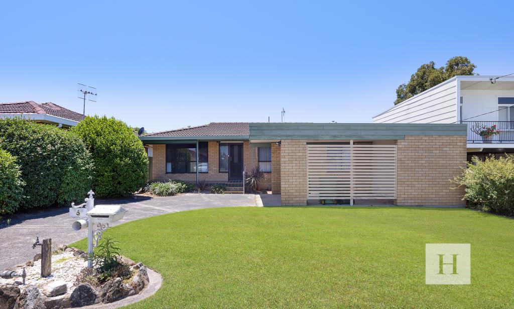 5 Crown St, Toukley, NSW 2263