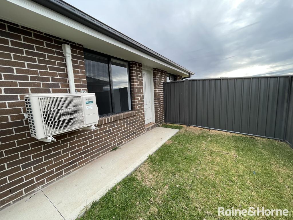 2/28 Rodgers Rd, West Tamworth, NSW 2340