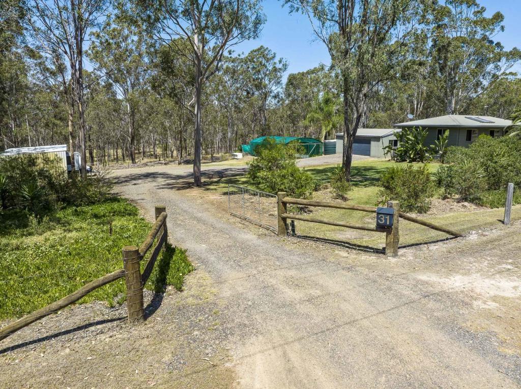 31 DUGANDAN RD, UPPER LOCKYER, QLD 4352