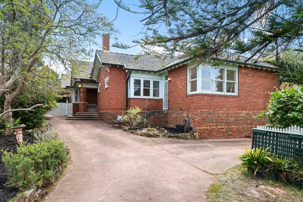 18 Westbourne Gr, Camberwell, VIC 3124