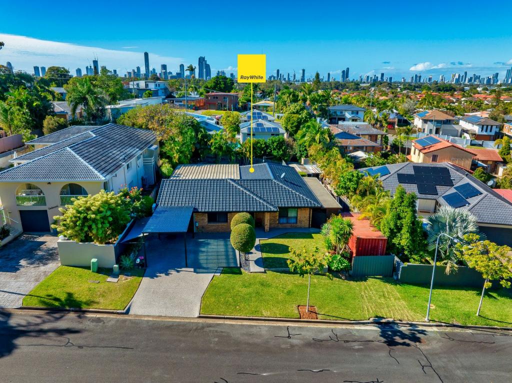 25 Alamau St, Benowa, QLD 4217
