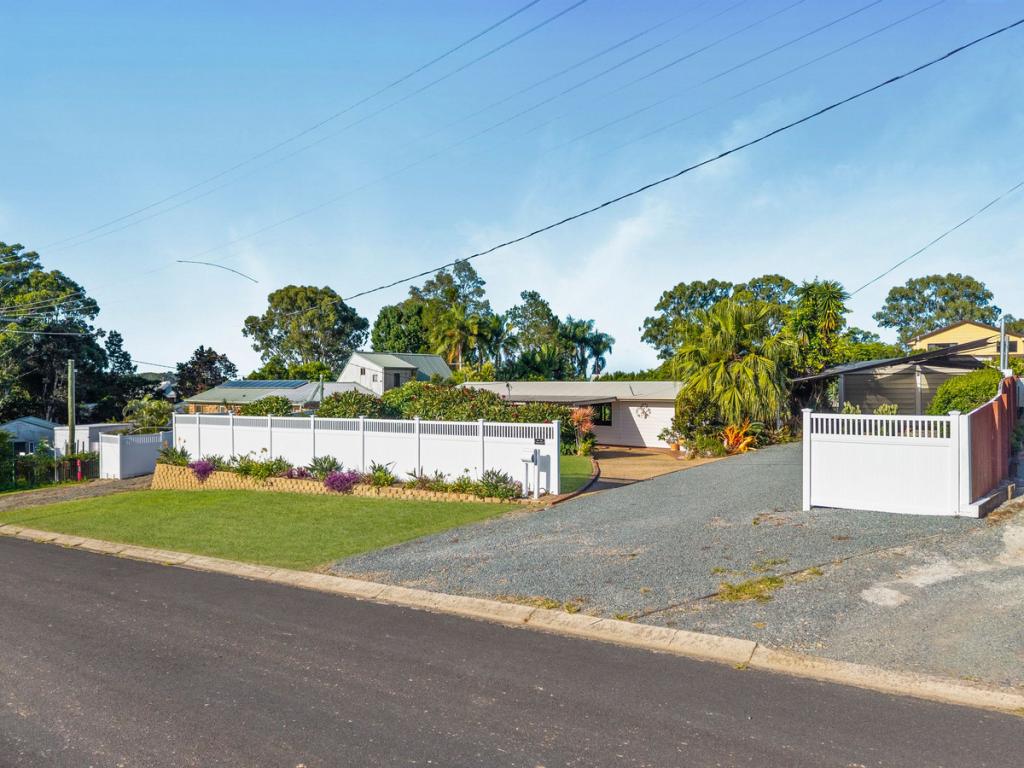 36-38 Muriel St, Redland Bay, QLD 4165