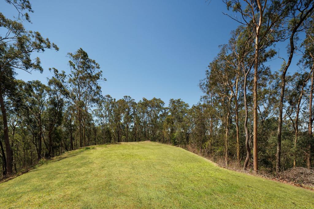 660 Upper Brookfield Rd, Upper Brookfield, QLD 4069