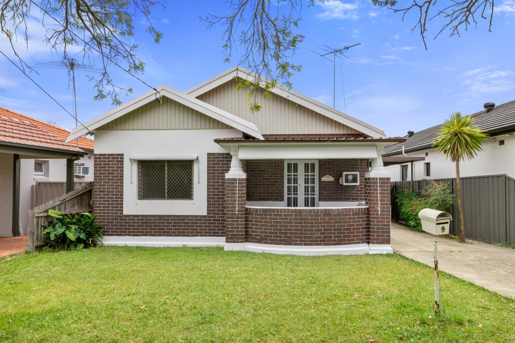 9 Wilga St, Punchbowl, NSW 2196