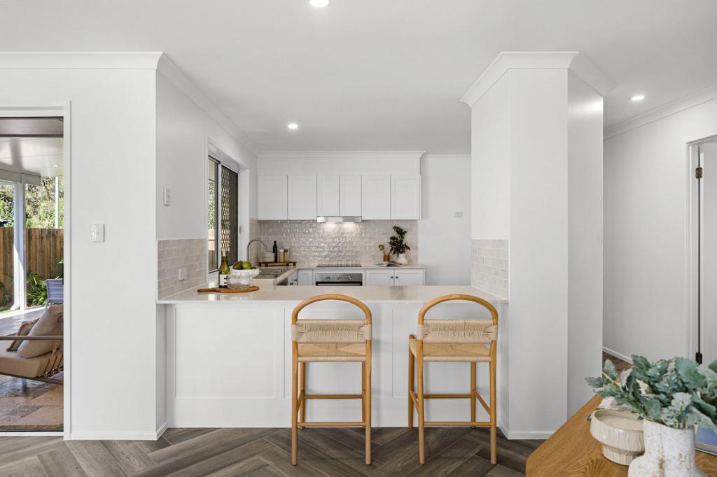 50 Ashwood Cct, Birkdale, QLD 4159