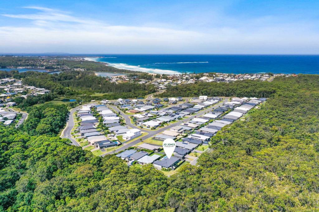 2 Macquarie Dr, Burrill Lake, NSW 2539
