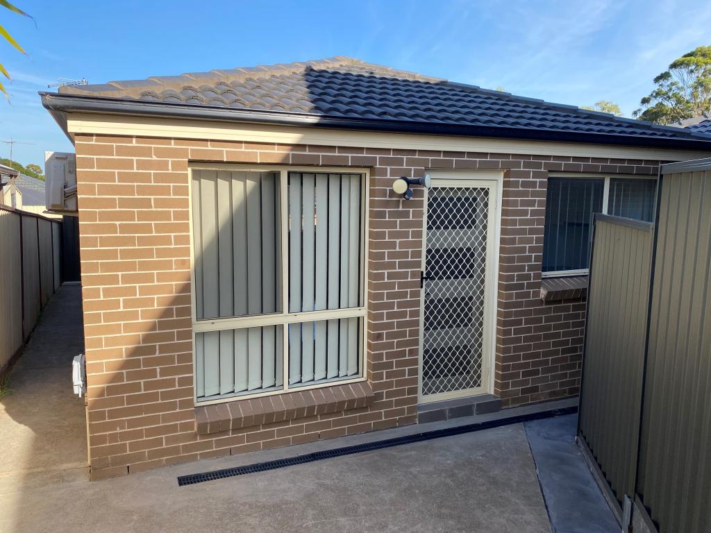 72a Swan Rd, Edensor Park, NSW 2176