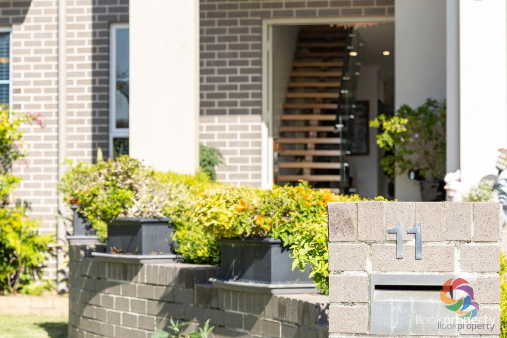 11 THE PROM, BOYNE ISLAND, QLD 4680