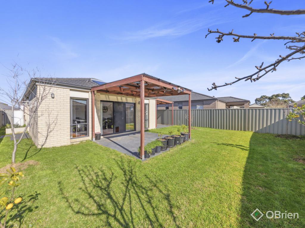 22 Chorus Way, Cranbourne East, VIC 3977