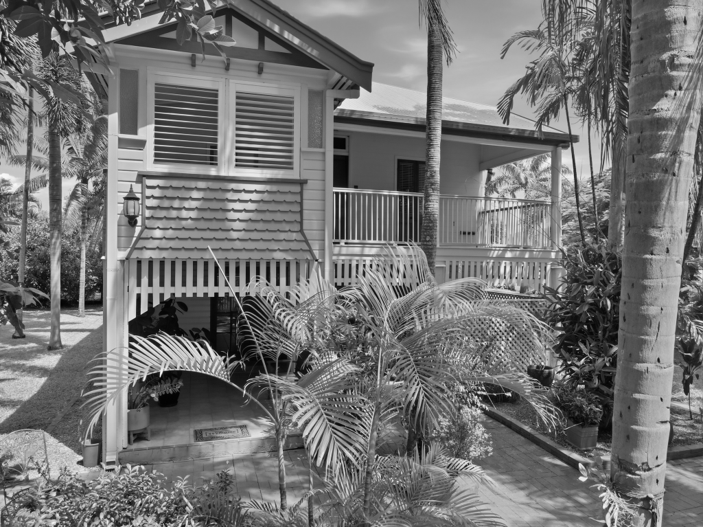 50 Seventh St, Railway Estate, QLD 4810