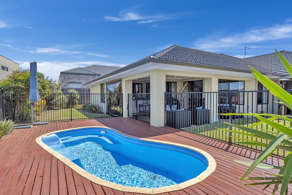 4 Drosera Turn, Halls Head, WA 6210