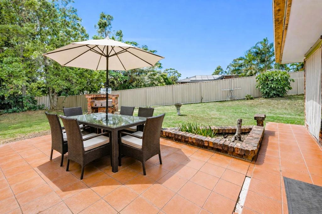 4 Grimsdyke Ct, Molendinar, QLD 4214