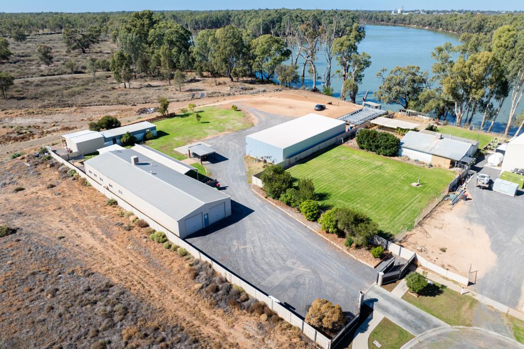 11 Bates Dr, Euston, NSW 2737