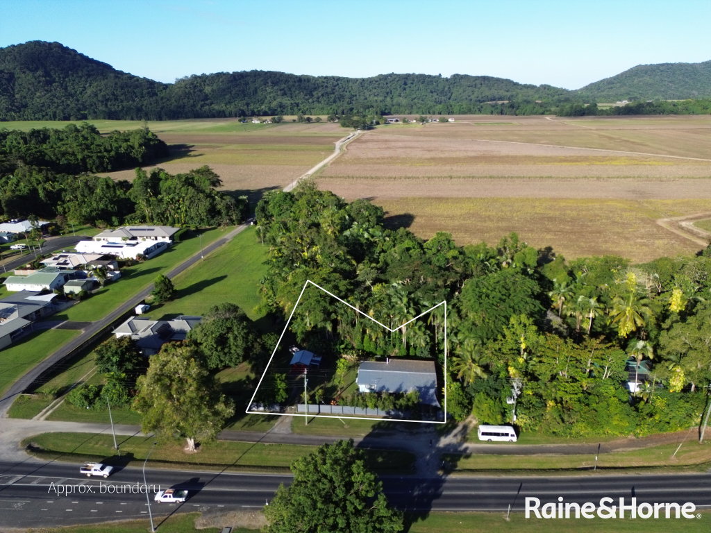 92 Front St, Mossman, QLD 4873
