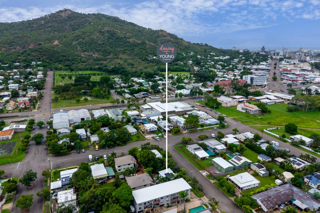 7 Vaughn St, West End, QLD 4810