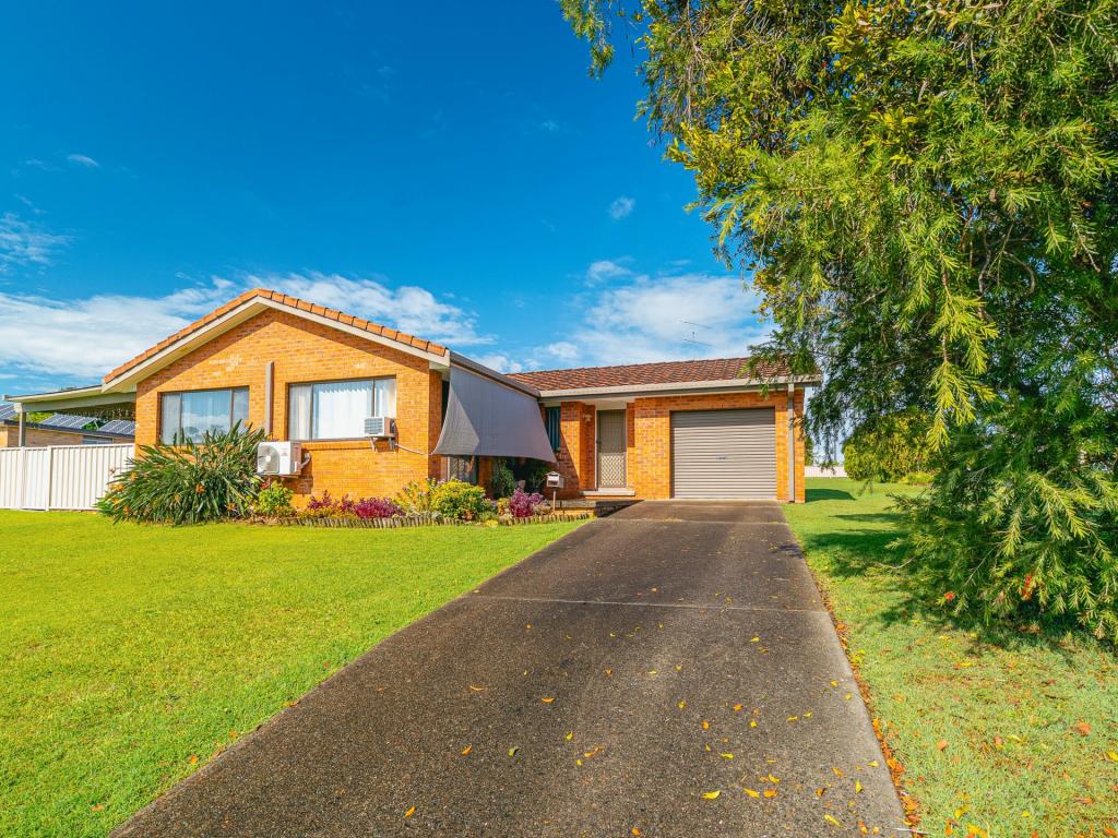 1 Court Pl, Taree, NSW 2430
