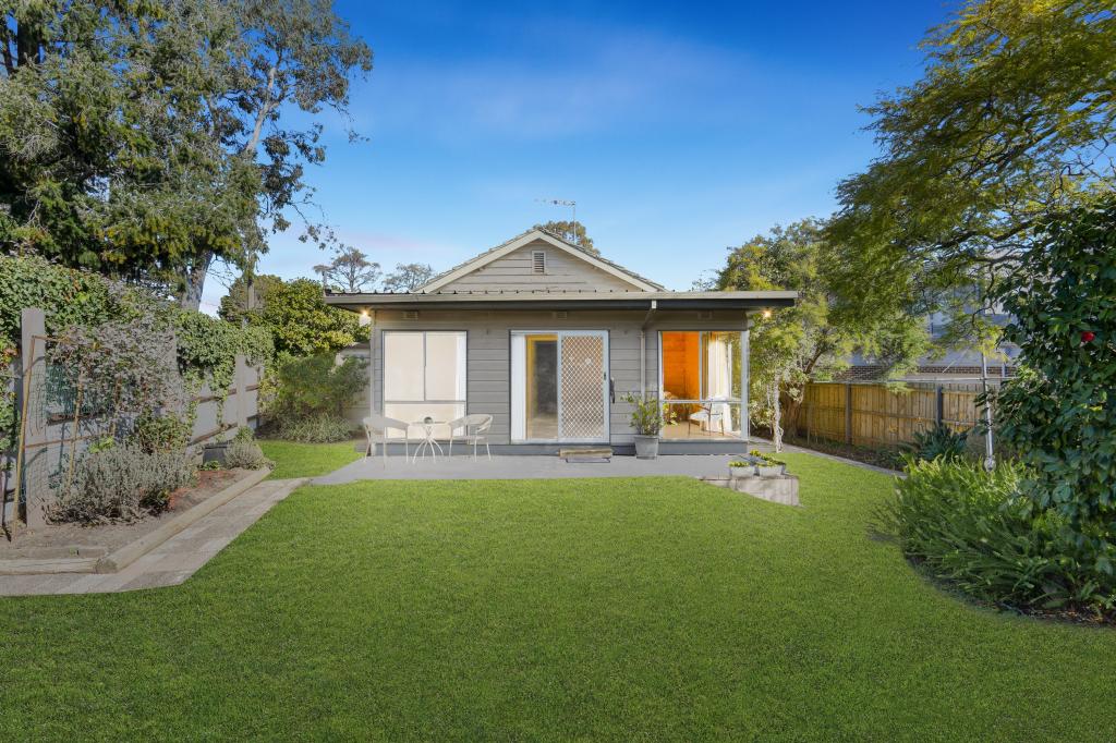 709 Waverley Rd, Glen Waverley, VIC 3150