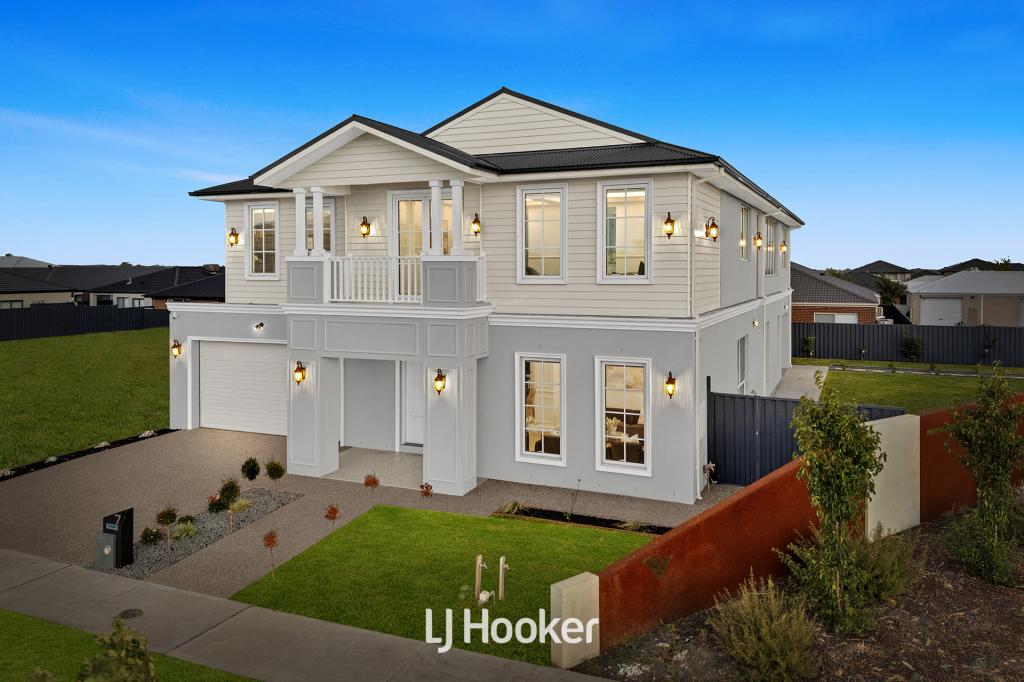 7 Traipse Ct, Clyde North, VIC 3978