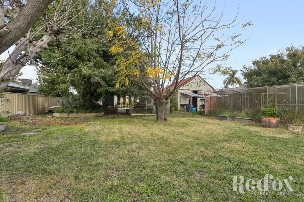 16 Araluen St, Morley, WA 6062