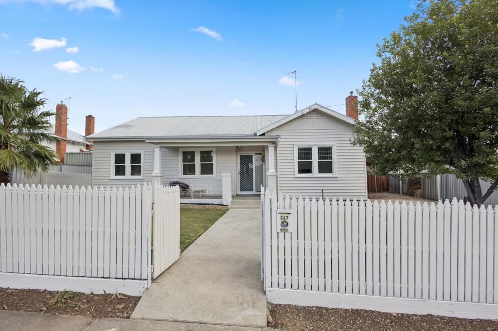 247 Arnold St, North Bendigo, VIC 3550