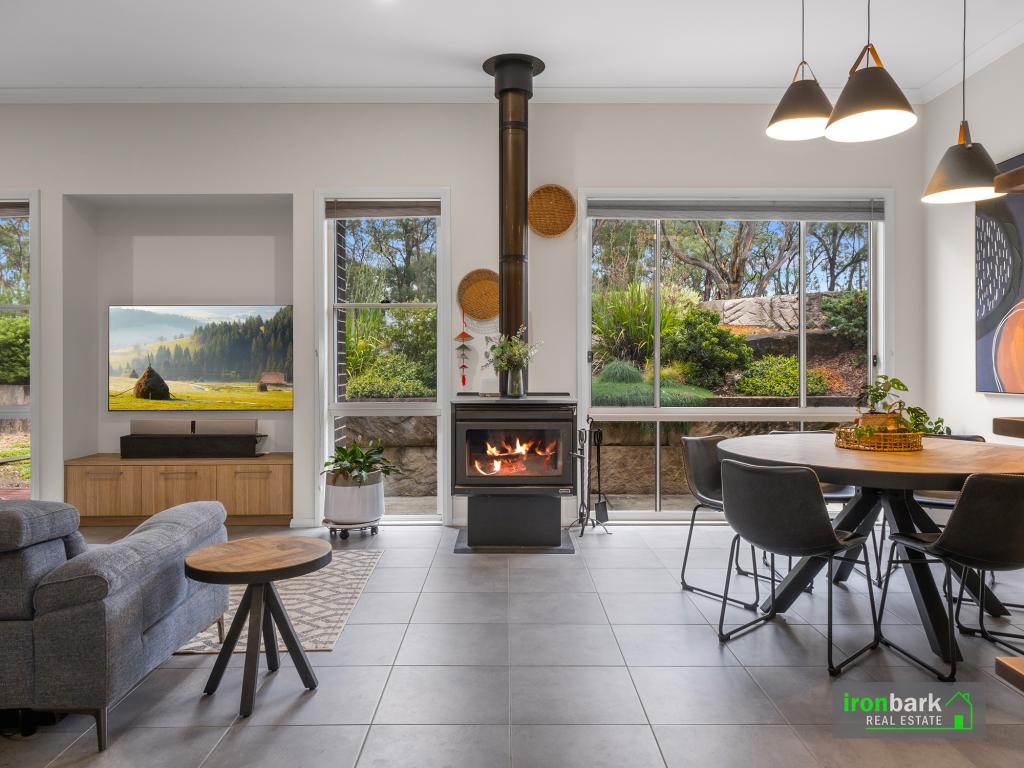 1 Highview Pl, Sackville North, NSW 2756