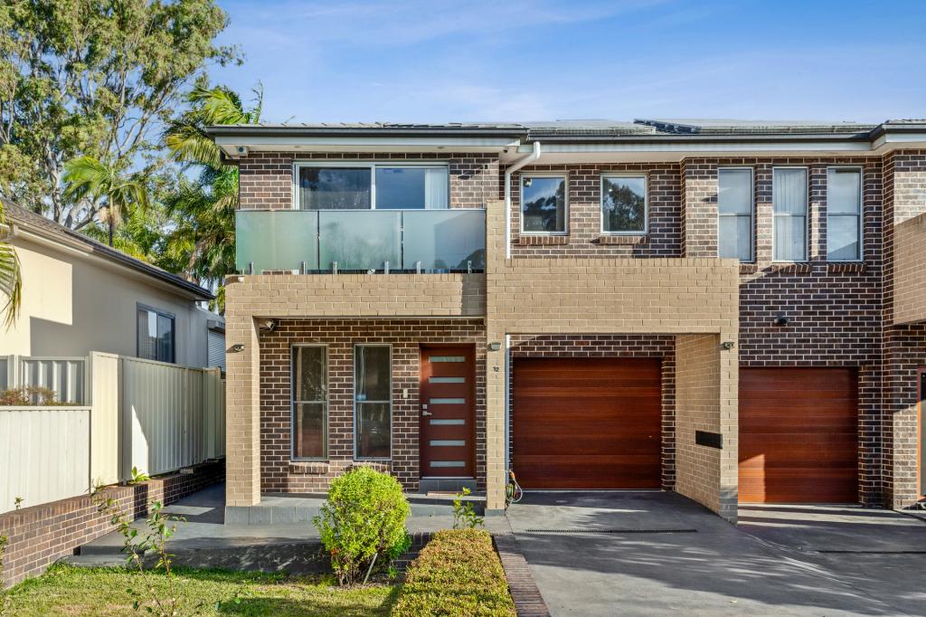 12 Second Ave, Toongabbie, NSW 2146