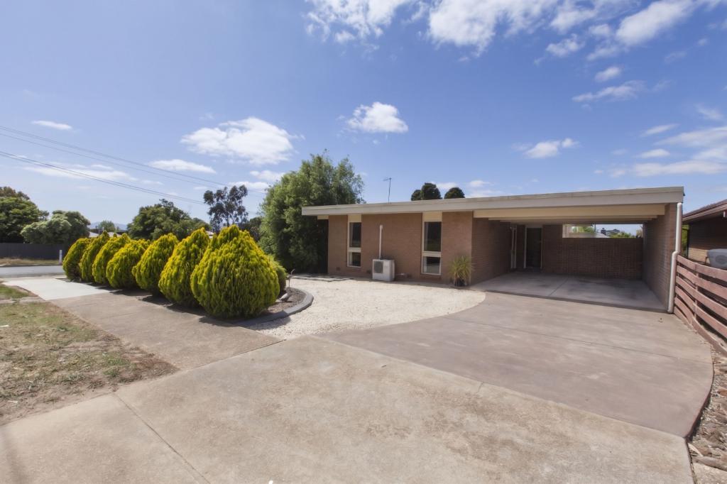 27 High St W, Ararat, VIC 3377