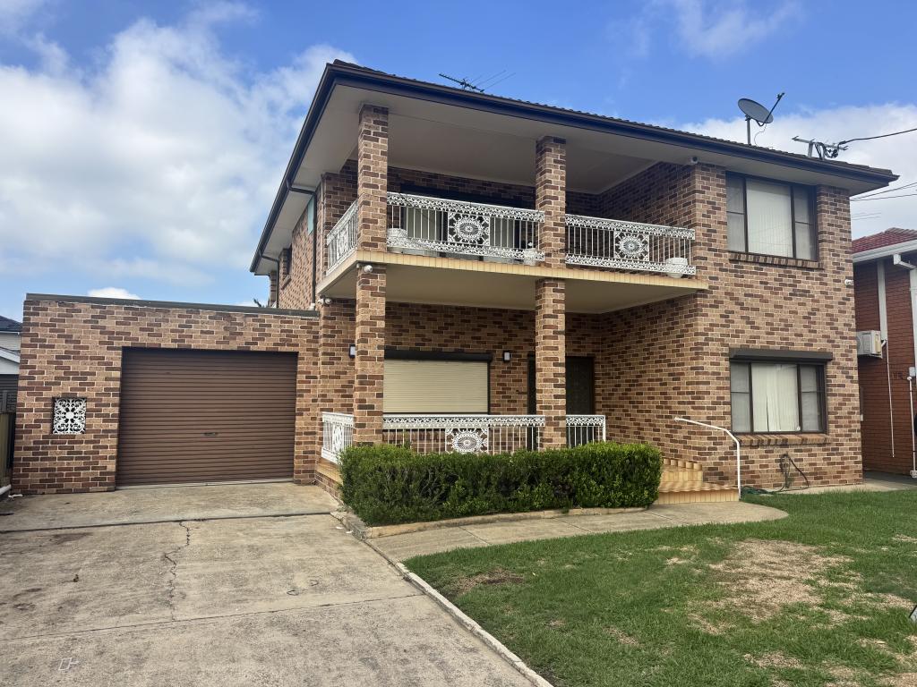 336 CANLEY VALE RD, CANLEY HEIGHTS, NSW 2166