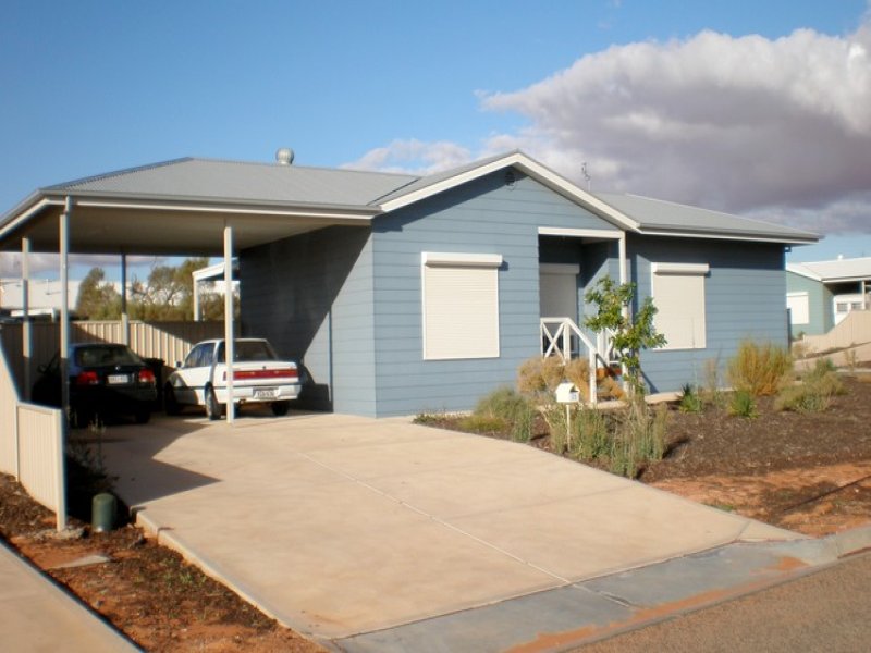 35 Callitris Cct, Roxby Downs, SA 5725