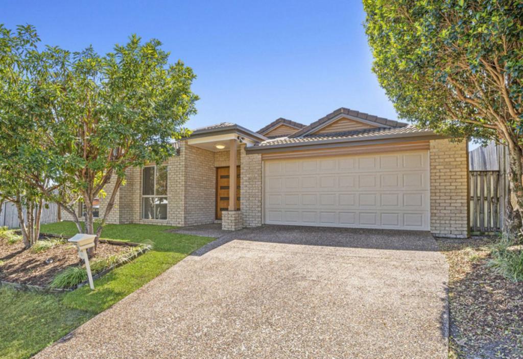 6 Wellers St, Pacific Pines, QLD 4211