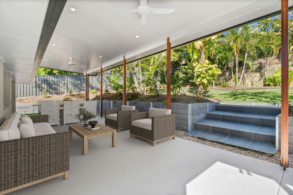 15 Michelmore Rd, Carrara, QLD 4211