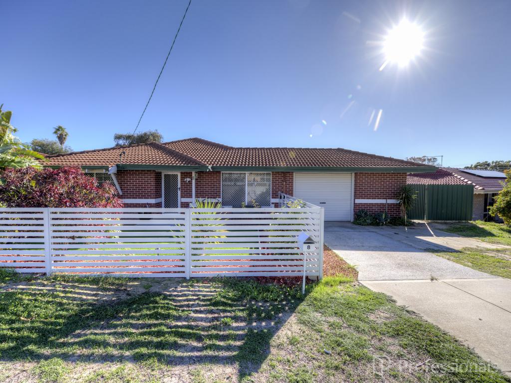 8 Moorpark Ave, Yanchep, WA 6035
