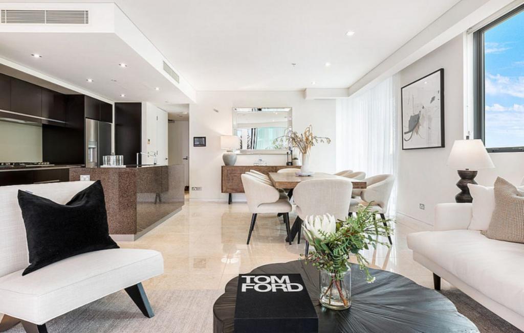 12/106 THE ESP, MIAMI, QLD 4220