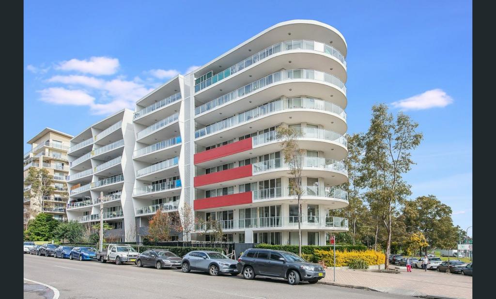 209/3 George St, Warwick Farm, NSW 2170