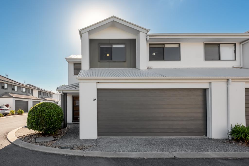 19/2 Pandanus Pl, Upper Coomera, QLD 4209