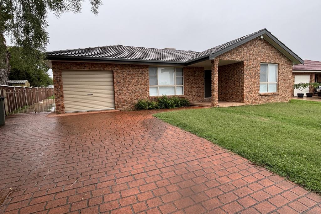 127 Garden St, South Tamworth, NSW 2340