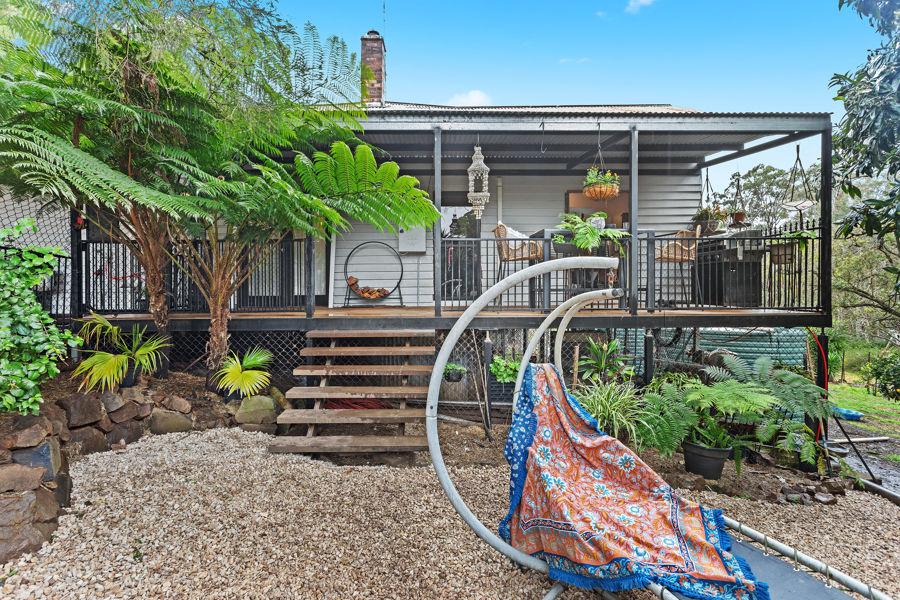 3886 Esk Hampton Rd, Ravensbourne, QLD 4352