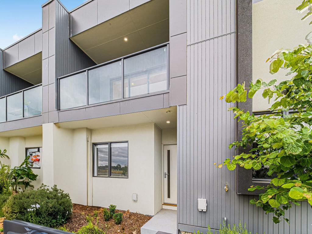 13 Vera Cl, Clyde North, VIC 3978