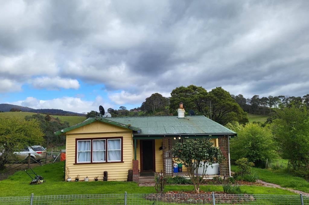 50 The Avenue, Ellendale, TAS 7140
