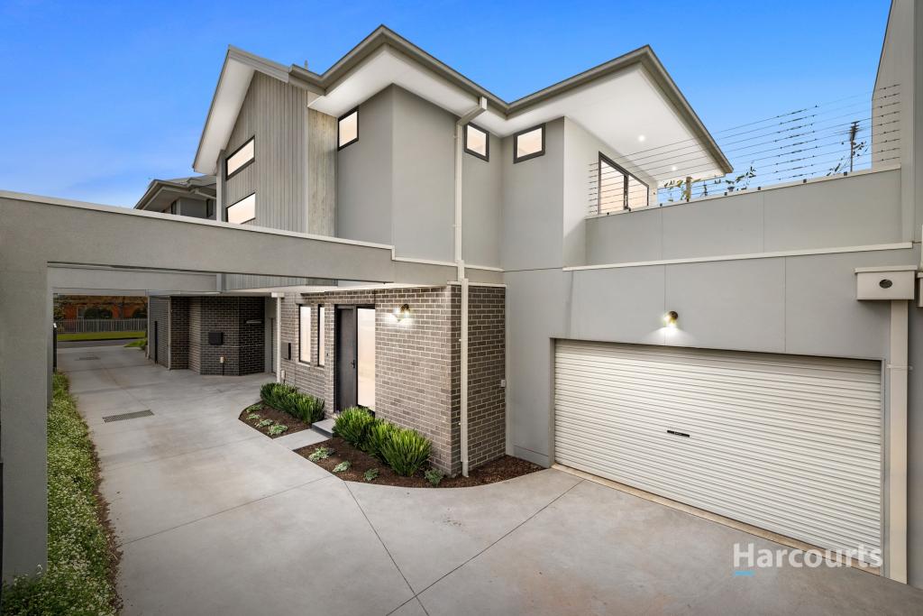 2/21 Tulloch St, Deer Park, VIC 3023