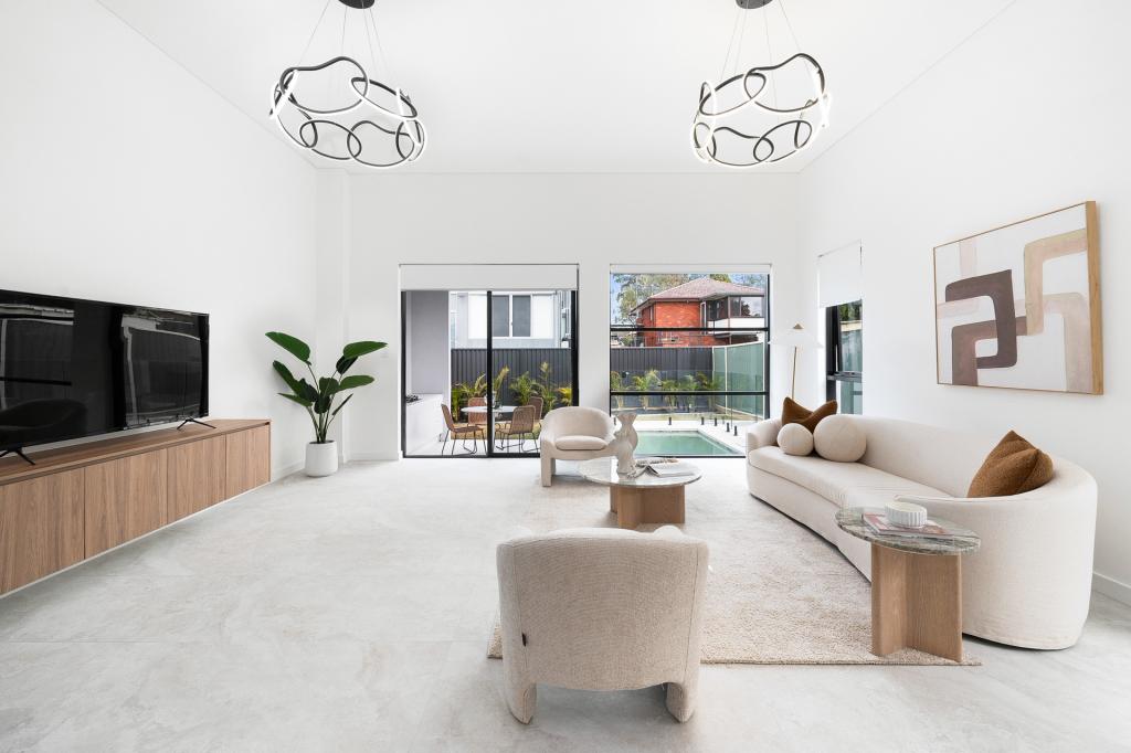 84a Denman Rd, Georges Hall, NSW 2198