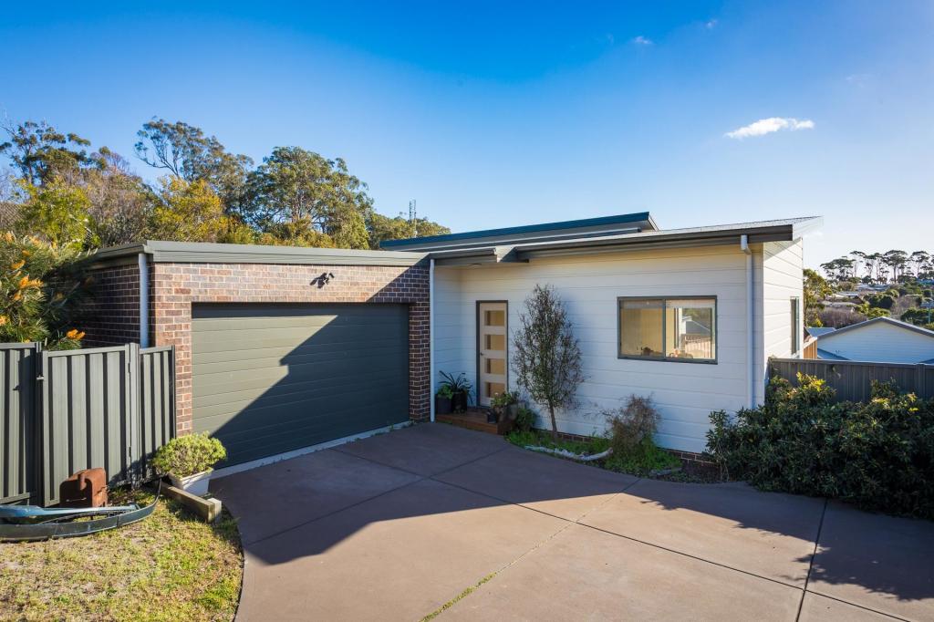 9b Flora Ct, Tura Beach, NSW 2548