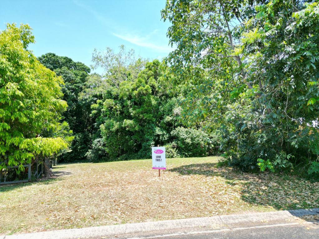 16 Royal Palm Dr, Mission Beach, QLD 4852