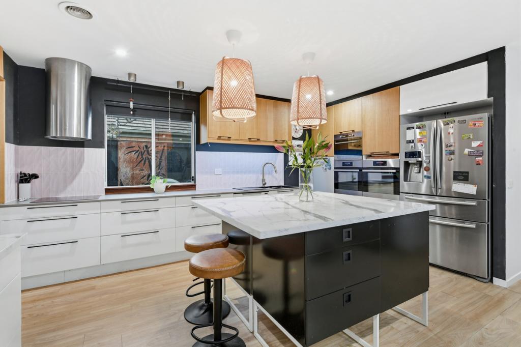 22 Kimberley Gr, Pakenham, VIC 3810