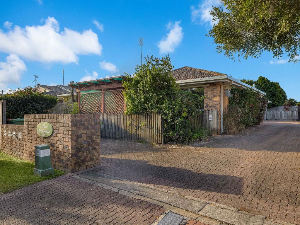 3/102 Amarina Ave, Mooloolaba, QLD 4557