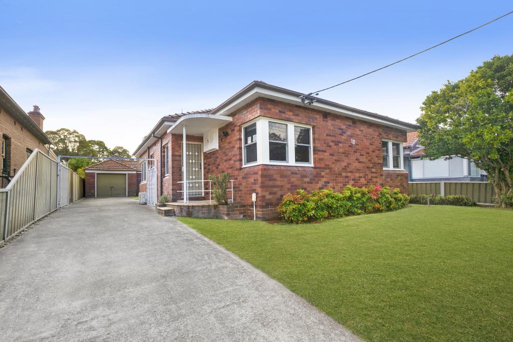 13 Cheviot St, Ashbury, NSW 2193