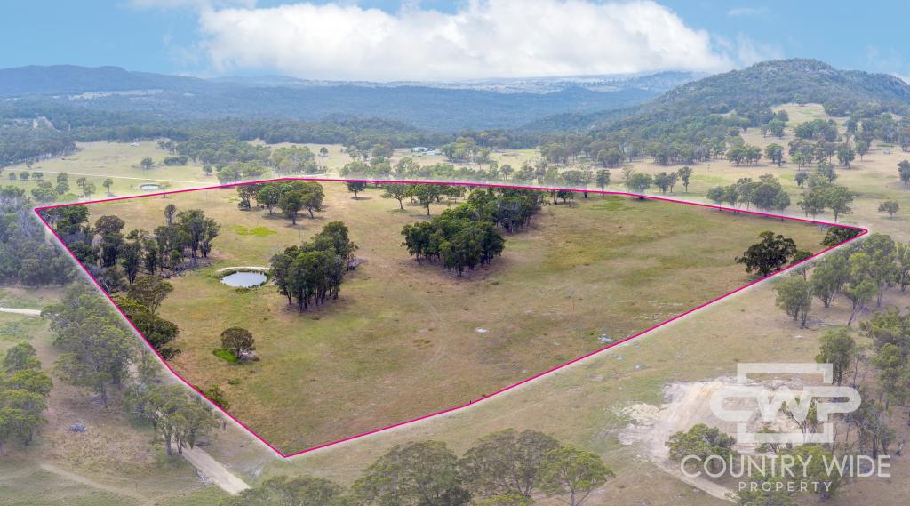 320 Cemetery Rd, Torrington, NSW 2371